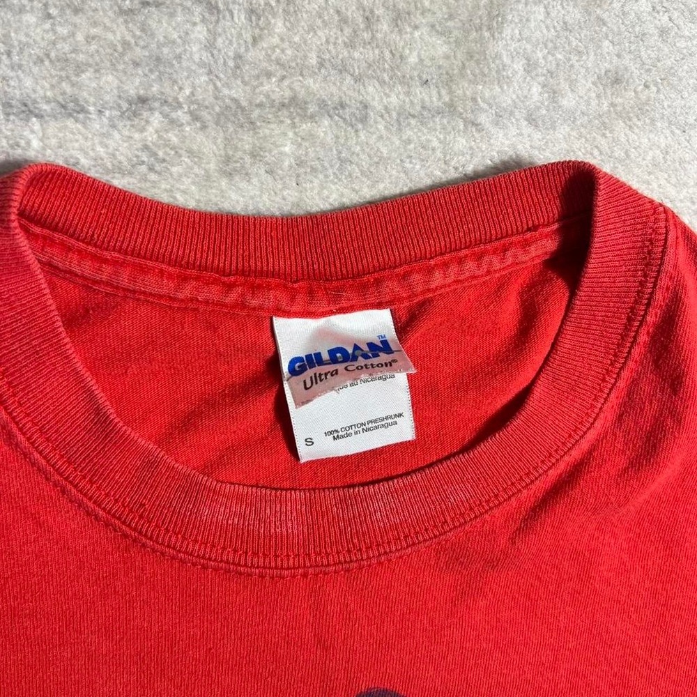 Vans Warped Tour 2009 Red Band Tee Size Small Gildan Festival Punk Emo - Picture 3 of 7